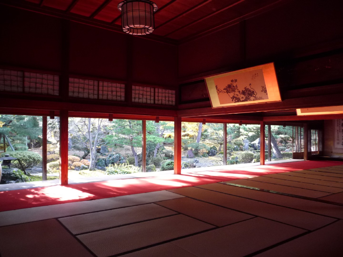 ~ 閉館時間変更のお知らせ ~_e0135219_10255465.jpg