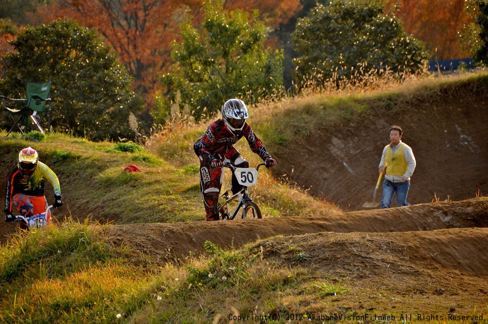 2012JOSF緑山11月定期戦VOL14：１４オーバー決勝　動画あり_b0065730_13151664.jpg