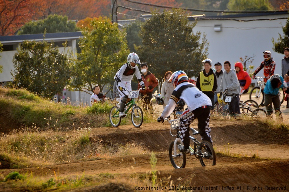 2012JOSF緑山11月定期戦VOL14：１４オーバー決勝　動画あり_b0065730_1316172.jpg