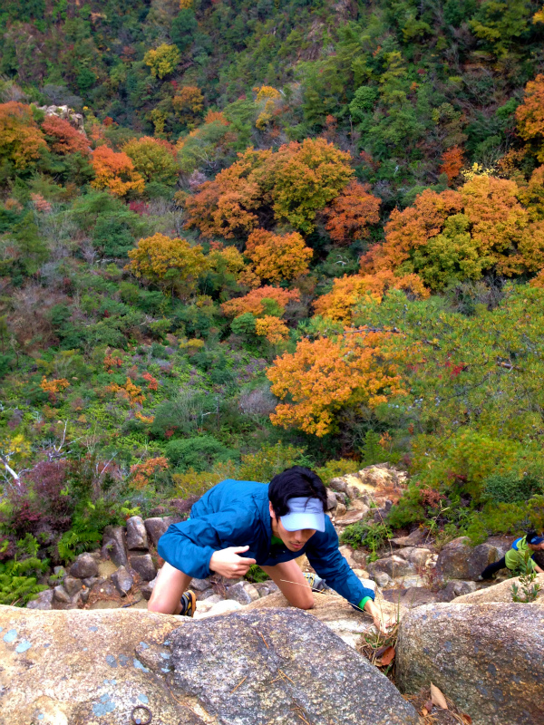 芦屋ロックガーデン+荒地山トレイルセッション 2012/11/22-24 _b0220886_22395881.jpg