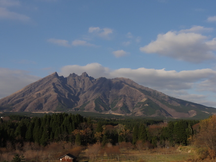 今日の阿蘇山。１１月２７日。_f0209394_21502118.jpg