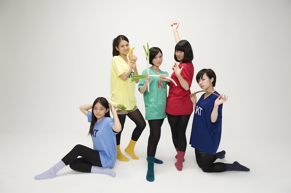 なんだって!あと2人でSOLD OUTだって〜!!!_f0170995_1422345.jpg