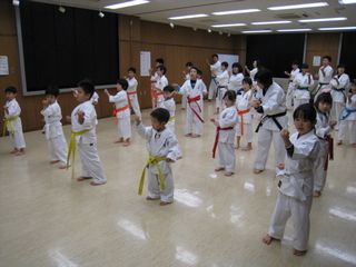 手稲教室 本日もフルメニュー!_c0118332_22172650.jpg