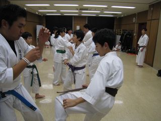 手稲教室 本日もフルメニュー!_c0118332_22174410.jpg