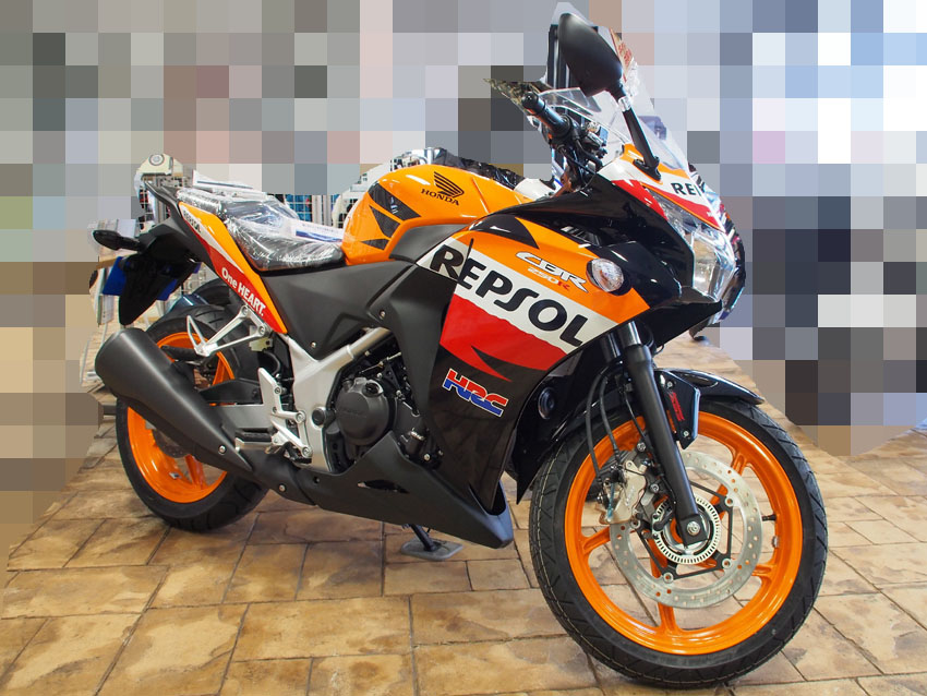 人気ブランド 直接取引 Cbr250r レプソルカラー 15年式 大流行中 人気ブランド 直接取引 Cbr250r レプソルカラー 15年式 大流行中