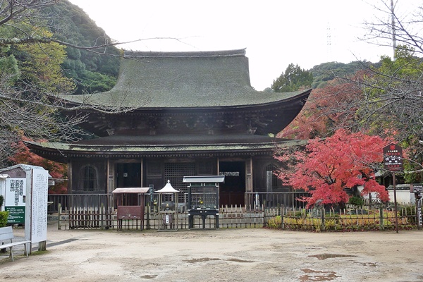 見納め？紅葉狩り・・・・功山寺_d0025414_9315380.jpg