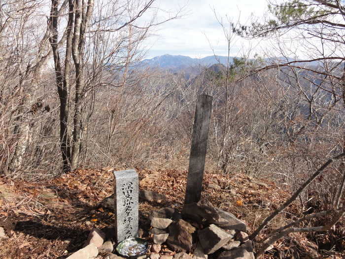 深田久弥が最後に目指した頂へ 茅ヶ岳 単身赴任の山歩き 深田久弥が最後に目指した頂へ 茅ヶ岳 単身赴任の山歩き