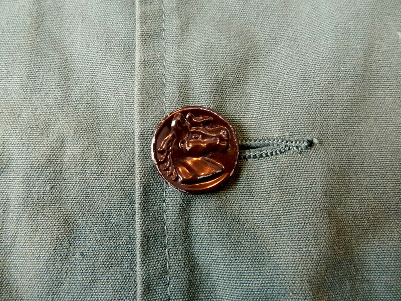 French hunting jacket with animal buttons_f0226051_13173814.jpg