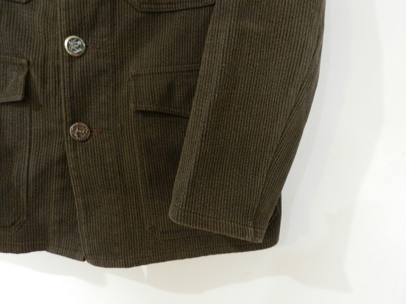 French hunting jacket with animal buttons_f0226051_13375494.jpg