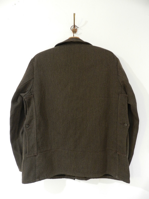 French hunting jacket with animal buttons_f0226051_13381589.jpg
