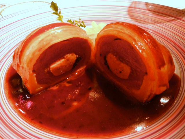 シェ・イノ_e0028505_23412530.jpg