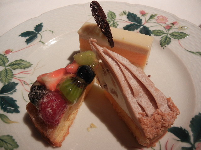 シェ・イノ_e0028505_23414898.jpg