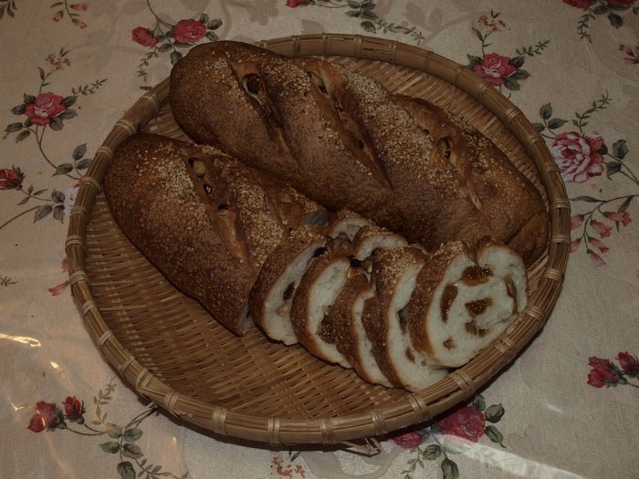 白神こだま酵母のパン（ローフ型）_c0116915_05124100.jpg