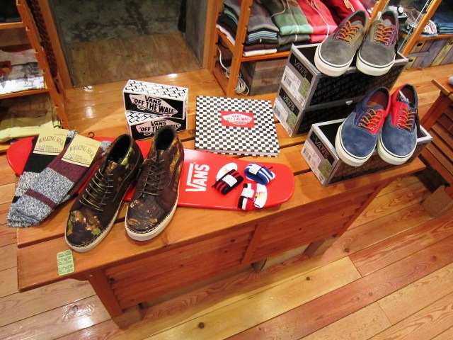 新規ブランド「VANS VAULT」入荷 & more..._f0191324_9115742.jpg