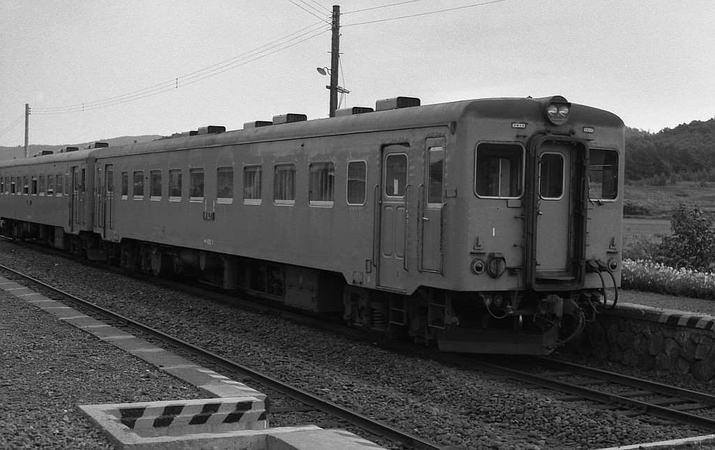 1982年8月 朱鞠内にてキハ22 1_f0203926_195526100.jpg