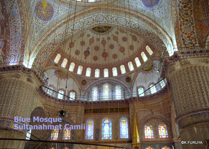 トルコ旅行記　30　ブルーモスク 　（Sultanahmet Camii）  _a0092659_1343944.jpg