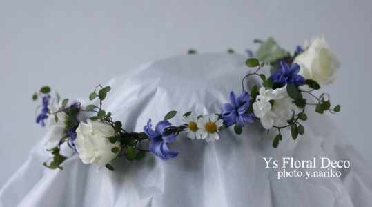 生花の花冠　青と白のお花で_b0113510_052980.jpg