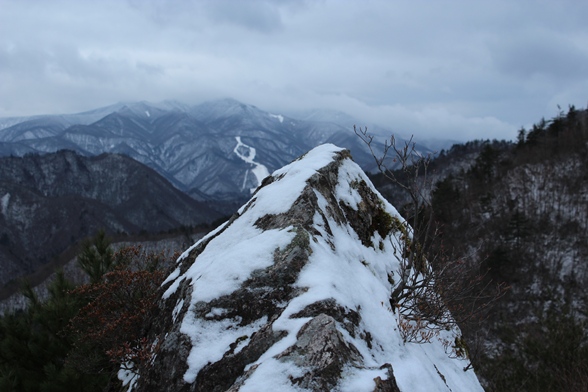 二口山塊　オボコンベ山_e0239458_19274081.jpg