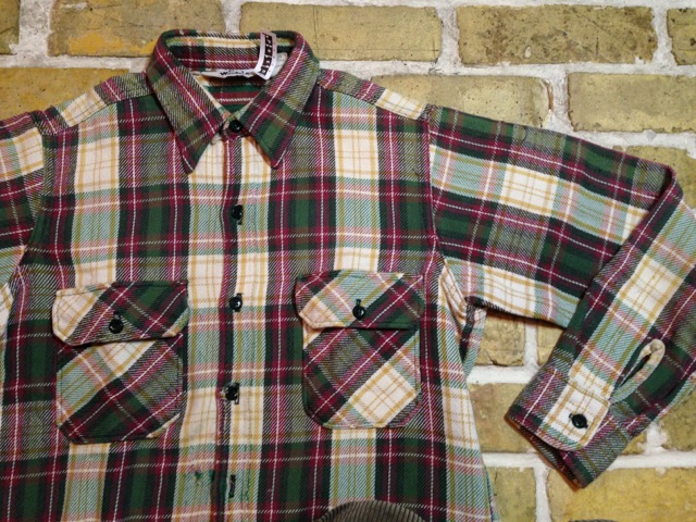 一枚じゃ足りないUSメイドの定番シャツ!(T.W.神戸店)_c0078587_2123515.jpg