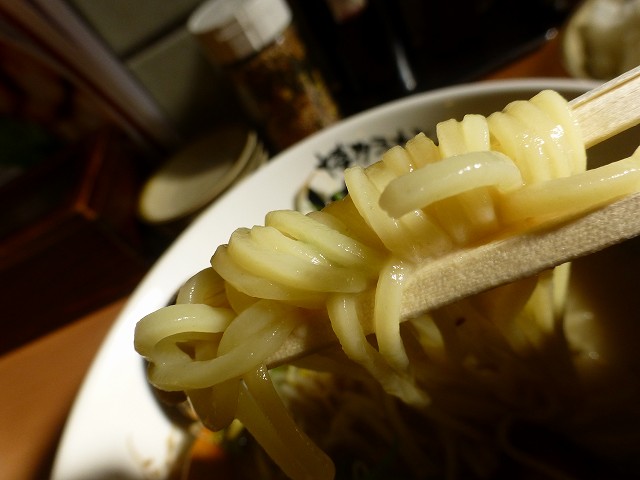 博多ラーメンげんこつ 豊中店_c0118393_12314083.jpg