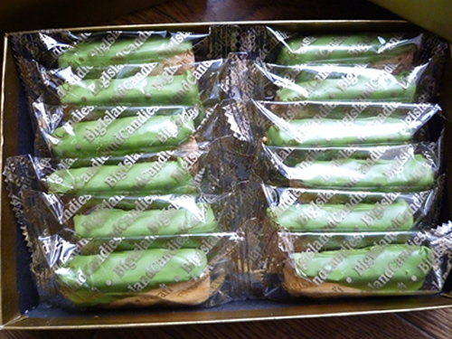 Green Tea Macadamia Nut Shortbread Cookie@Big Island Candies_c0152767_2159193.jpg