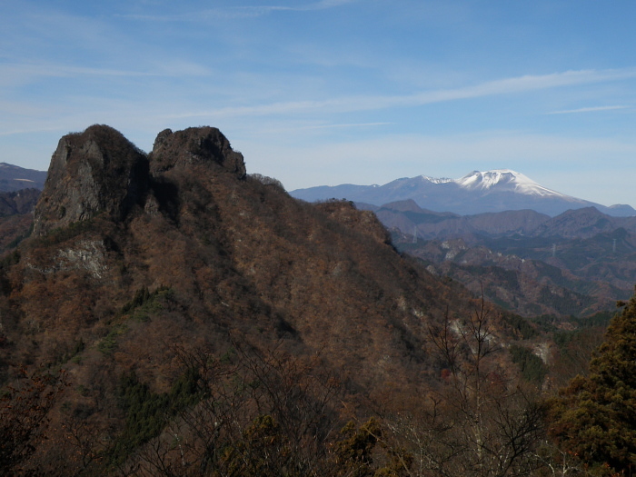 西上州四ツ又山から鹿岳周回_e0292469_17564392.jpg