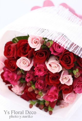 赤とピンクの花束 ご両親様贈呈用_b0113510_15123454.jpg