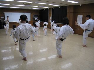 手稲教室 住吉塾交流大会前最終稽古!_c0118332_2329218.jpg