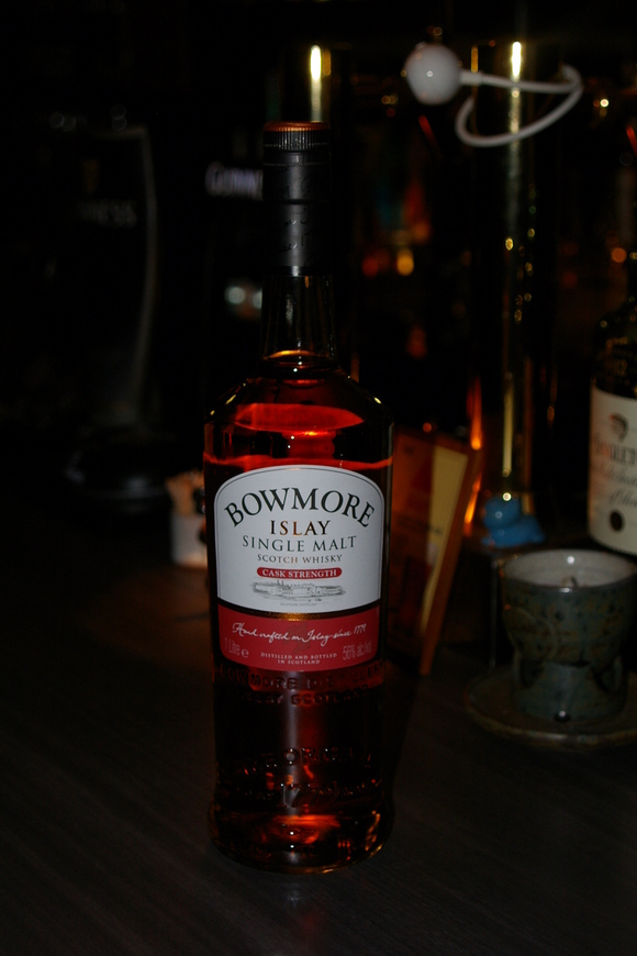 BOWMORE CASK STRENGTH_b0271789_20425957.jpg