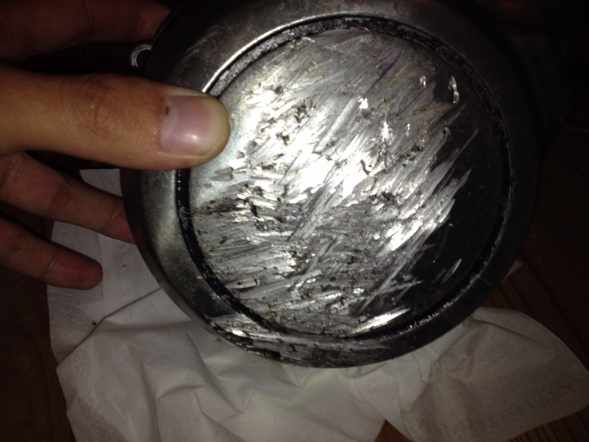 ジェネレーターカバー修理 ユニコのポンコツ旅日記