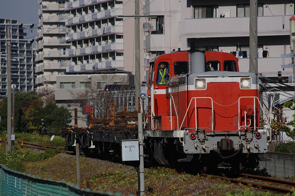 今日の越中島(12/8) えっ!新砂跨線橋通行止!!_f0203926_22404710.jpg