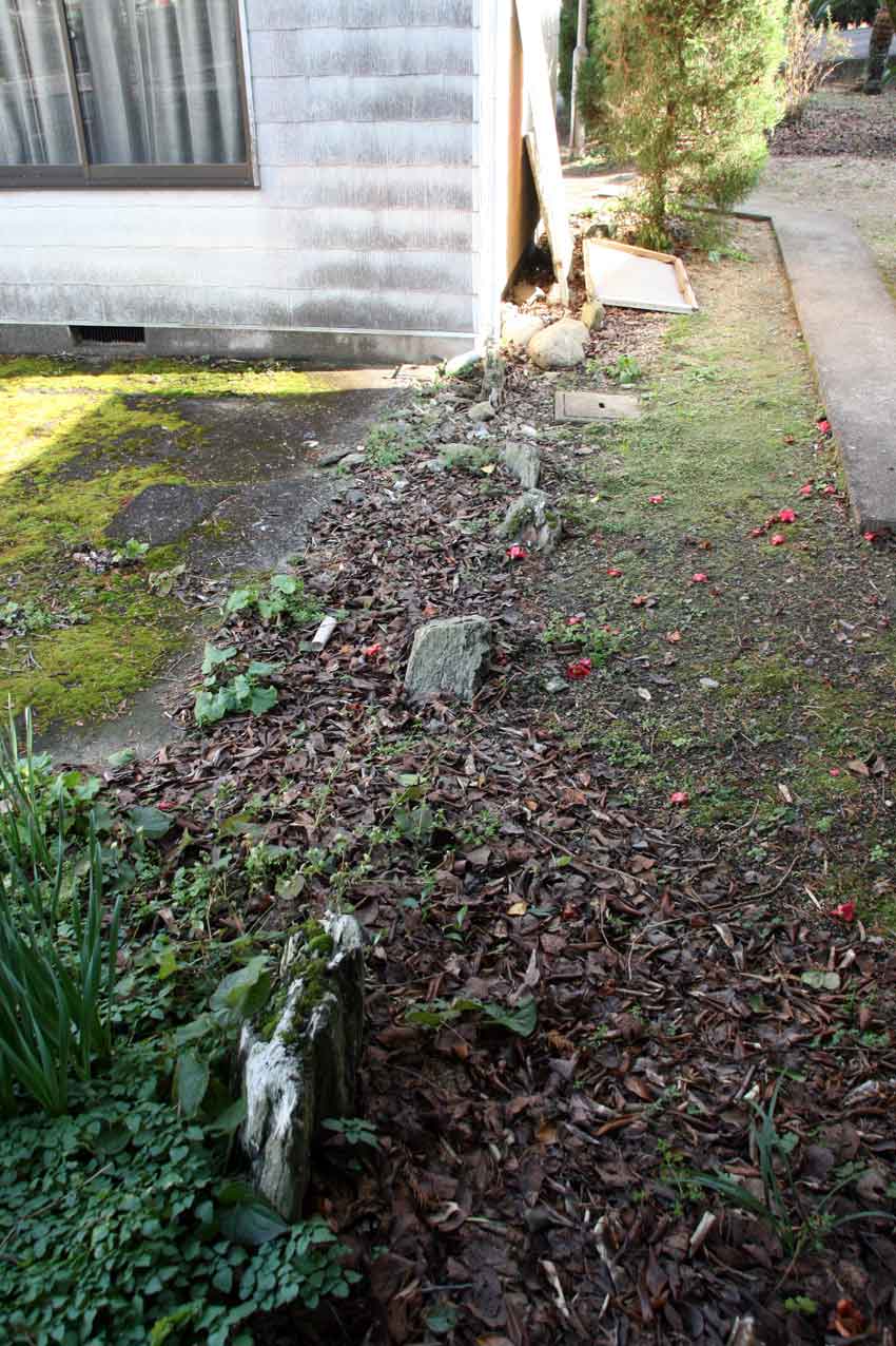 金丸八幡神社の「磐境列石」♪_d0058941_13214856.jpg