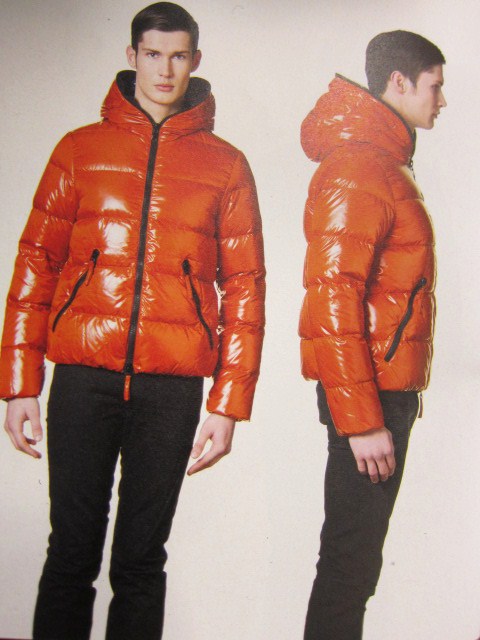 DUVETICA ・・・ Dionisio 良い感じのイタリアンRED です~★★★_d0152280_3192192.jpg