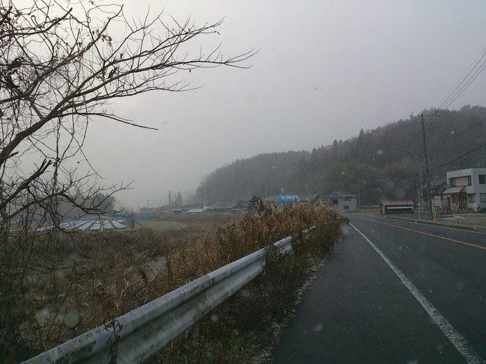 山岡町は吹雪いてる_e0021116_15441053.jpg