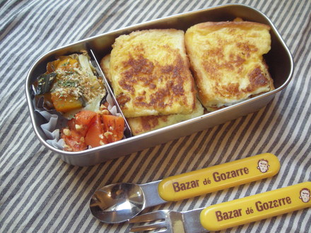 12月6日 木 塩味のフレンチトーストのお弁当 ヒロタン タケタンのお弁当