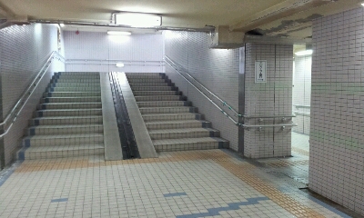 新魚津駅の乗り換えご案内_a0243562_8381131.jpg