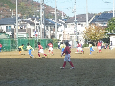 サッカーな1日。_b0209132_6544420.jpg