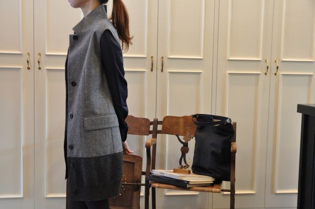 月曜日も STELLA McCARTNEY ._b0110586_1901010.jpg