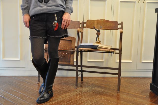 月曜日も STELLA McCARTNEY ._b0110586_1934554.jpg