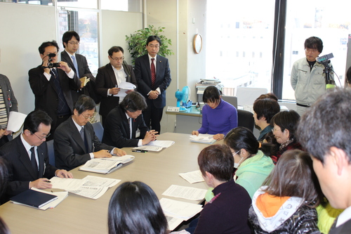 いわき市民が鮫川村焼却施設で要望_e0068696_15444192.jpg