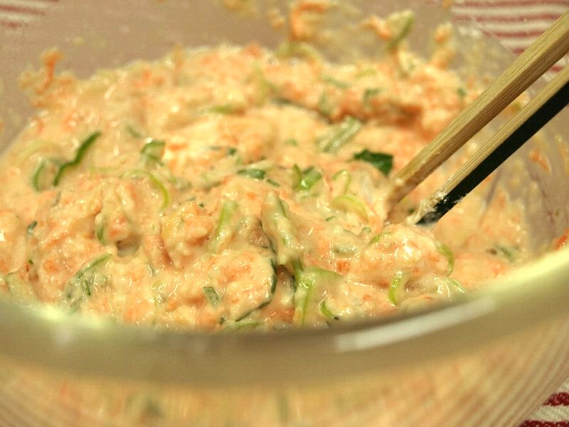 ☆フライのあとの衣で、オヤツ用にお焼き☆_c0092953_14372825.jpg