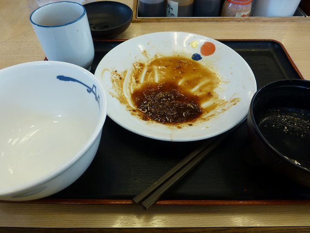 松屋のトンテキ定食　　　門真店_c0118393_1914274.jpg