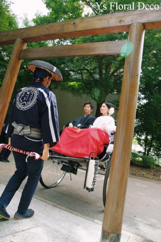和装に合わせるヘッドドレス 白いシャクヤクをたっぷりと_b0113510_16315788.jpg