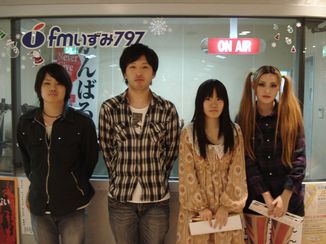 「D-POP Projection 2012 」のお知らせです!!_d0029276_16275319.jpg