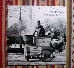 PRETZEL LOGIC_e0230141_1405369.jpg