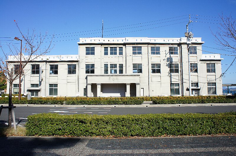 旧高松港管理事務所 レトロな建物を訪ねて 旧高松港管理事務所 レトロな建物を訪ねて