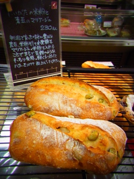 薪ストーブのあるお店:ラ・ターブル。_a0045293_1183974.jpg