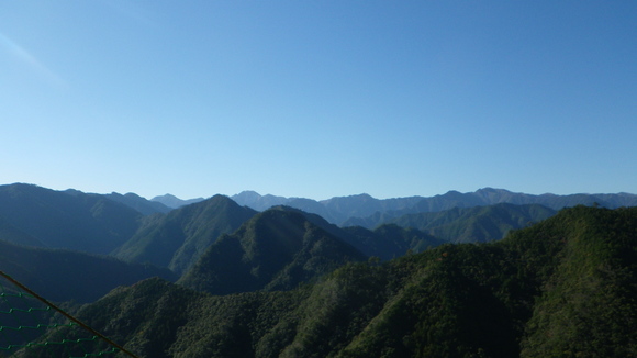 雪の釈迦ヶ岳遠望_a0243432_1848541.jpg