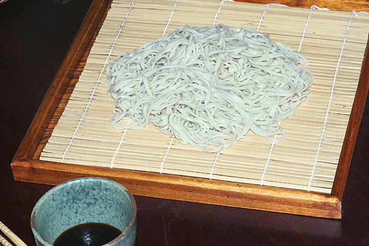 蕎麦打ち（裁ち蕎麦）_d0012134_02507.jpg