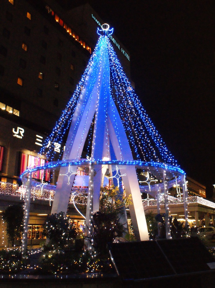 夜のバラ園 Jr三ノ宮駅南 たんぶーらんの戯言 夜のバラ園 Jr三ノ宮駅南 たんぶーらんの戯言
